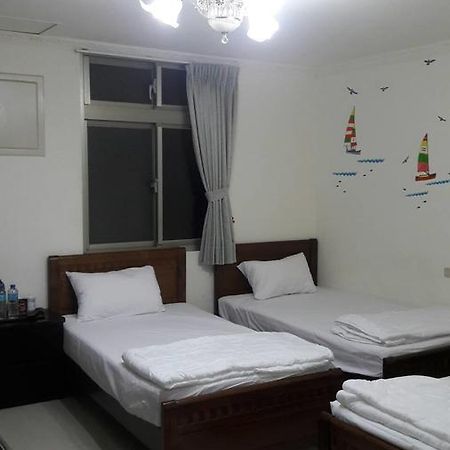 Home Run Homestay Dongyin Bagian luar foto