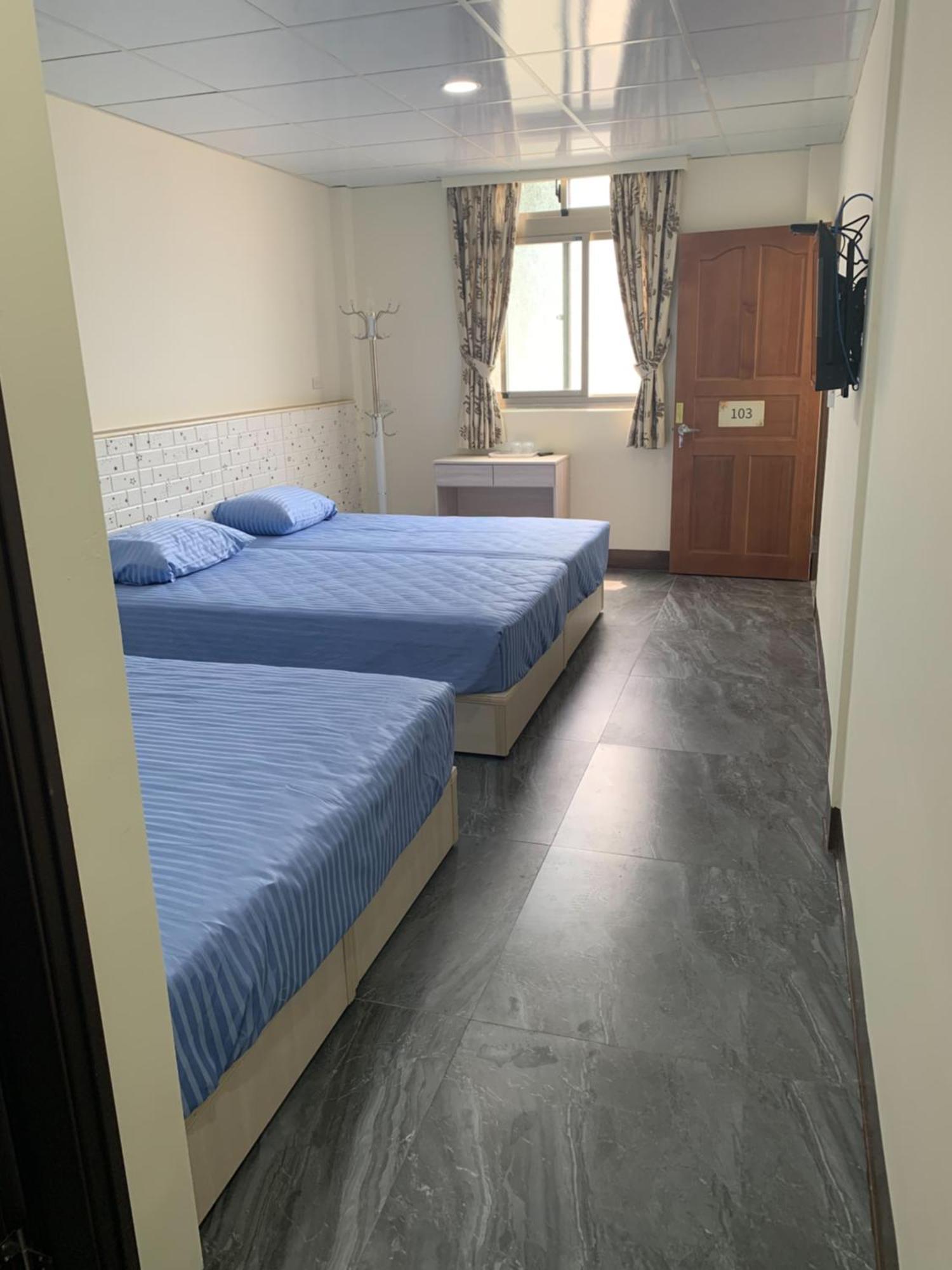 Home Run Homestay Dongyin Bagian luar foto