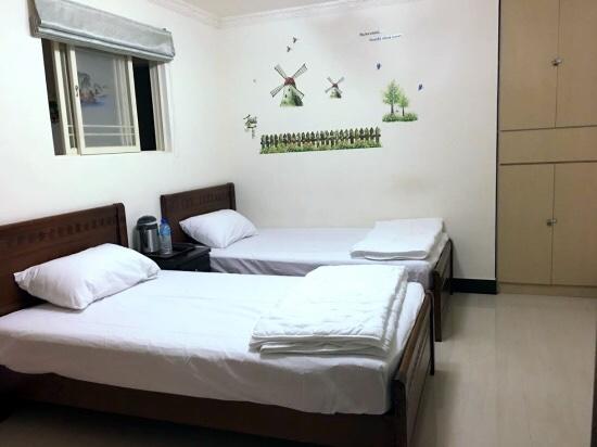 Home Run Homestay Dongyin Bagian luar foto